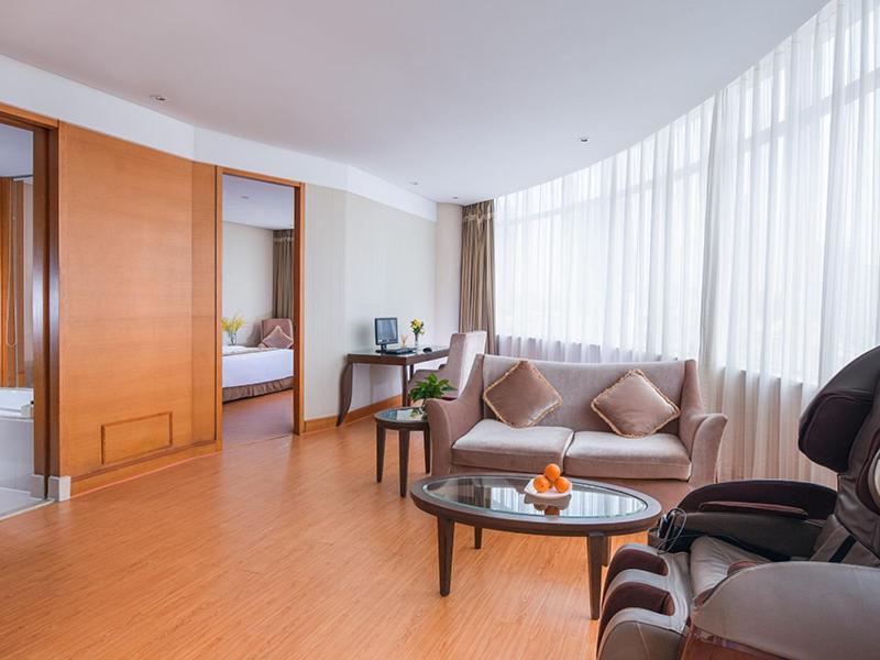 Vienna International Hotel Shenzhen Hua'Nan City Экстерьер фото