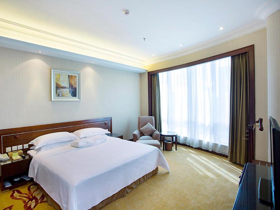 Vienna International Hotel Shenzhen Hua'Nan City Экстерьер фото